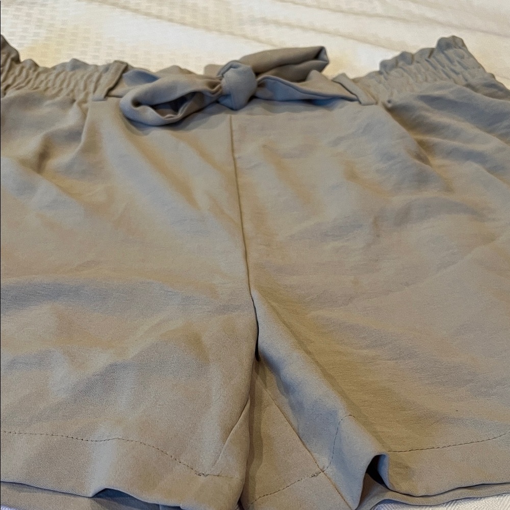 Women's tan Tie-Waist Shorts